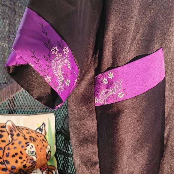 Robe - Picture 5 of 7